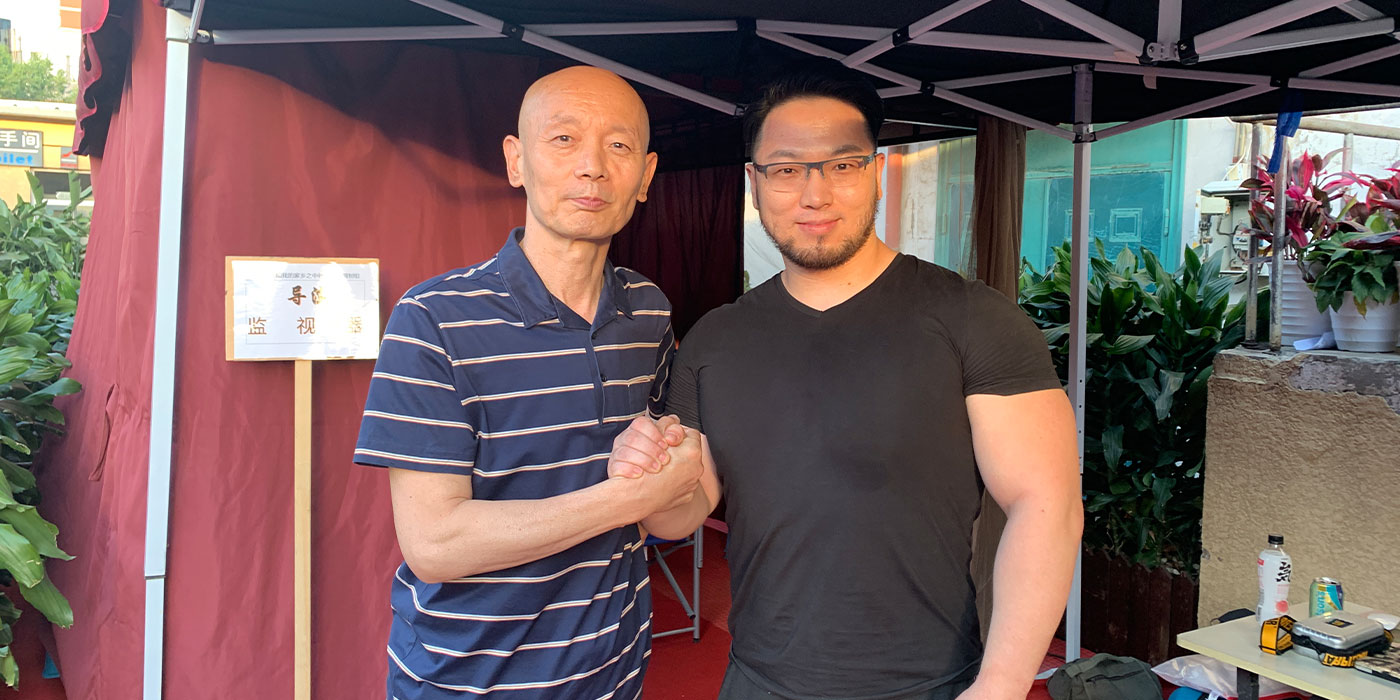 为葛优做运动康复