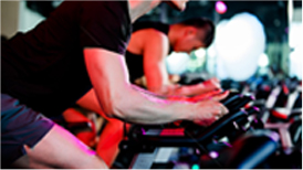 女生做健身教练有职业发展前景吗?